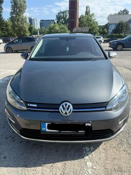 Volkswagen Golf E-Golf - 2