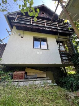 BUKOVEC - murovaná dvojpodlažná CHATA s podkrovím,289 m2 - 2