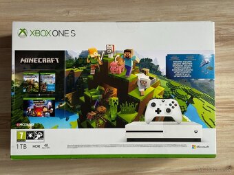 Xbox One S 1 TB + 2 gamepady a 5 hier - 2