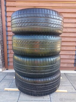 GOODYEAR EAGLE F1 SUV.4X4 255/55/R18 . - 2
