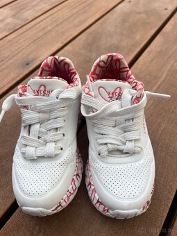 Sketchers - 2