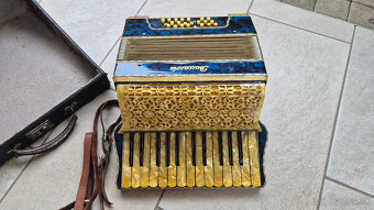 Starožitné veci - 2