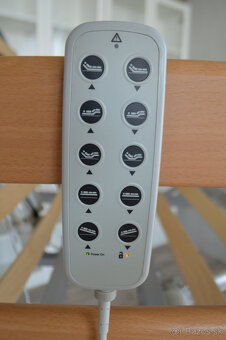 Zdravotnícka posteľ s elektrickým zdvihom a polohovaním - 2