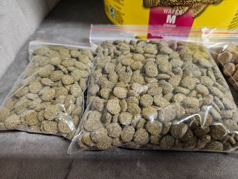 Nalepovacie tablety, granulle, vločky - 2