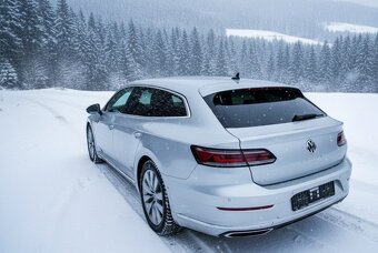 VOLKSWAGEN ARTEON r.2023 110kw - 2