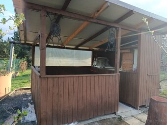 Drevený altánok. - 2