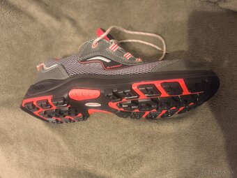 Predám pracovnú obuv veľkosť 48 - 2