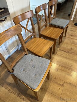 Jedálenské stoličky z massívu - 2