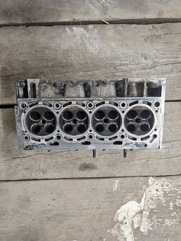 Hlava valcov 1.4 16v - 2