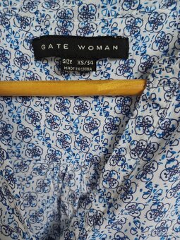 Kvietkovaná blúzka - 2