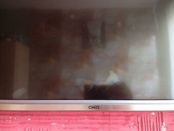 Chiq televízor smart - 2