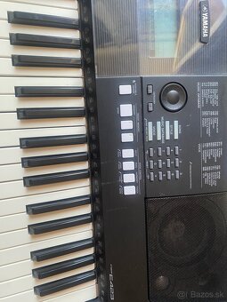 Yamaha psr e423 - 2