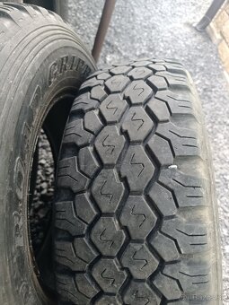 245/75 r17 Dunlop SP Road grippper M+S - 2