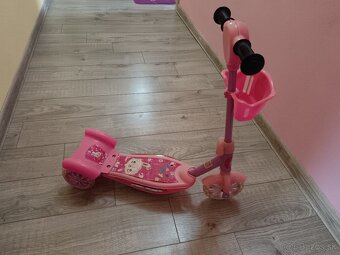 Detská kolobežka Hello Kitty - 2