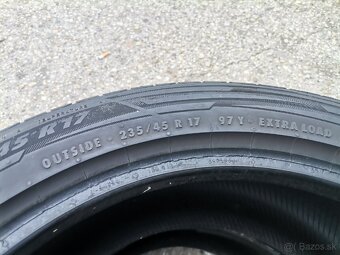 Predám 2ks Letne Pneumatiky 235/45 R17 DOT 2024 - 2