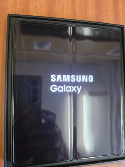 Predám Samsung Galaxy Fold 5 /512GB - 2