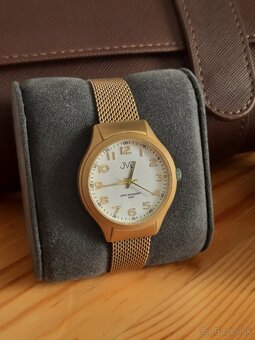 Náramkové hodinky dámske JVD J5031.4 - 2