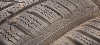 Predám 4ks jazdené zimné 205/55r16-91T 2+2modely - 2