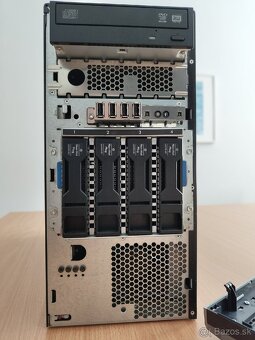 HP ProLiant ML310e Gen8 - 2