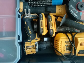Predám dewalt náraia - 2
