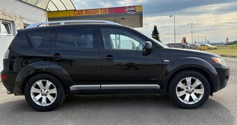 Mitsubishi Outlander 2.0 DI-D 4x4 DOVOZ GB - 2