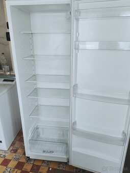 Predám chladničku Zanussi 185cm - 2