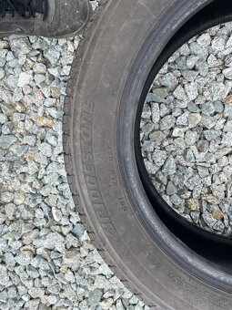 Bridgestone Turanza T001 215/55R17 - 2