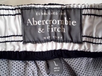 Abercrombie&Fitch čierne kraťasy-plavky v. L-M - 2