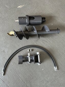 Hydraulický zemný vrták - 2