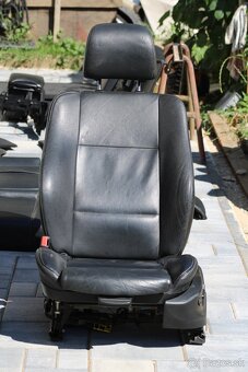 BMW E53 čierny interier - 2