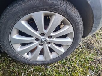 Opel astra J - nepojazdné - 2