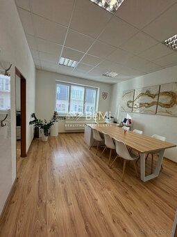 Polyfunkčný objekt v centre Galanty ID 008-12-NIBA - 2