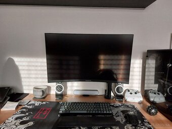 Predám GIGABYTE G32QC, 31.5", 1440p - 165Hrz - 2