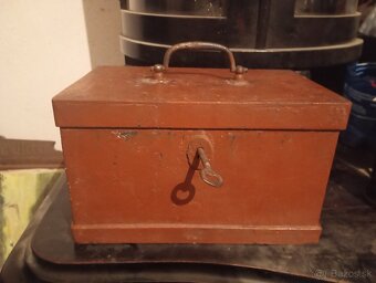 Predám starí trezor - 2