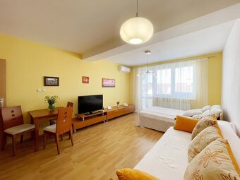 1i Byt  vo Vajnoroch 36m2 s Garážovým státím, Pivnicou a - 2