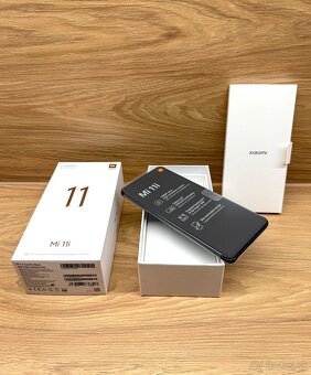 Xiaomi Mi 11i 8GB / 256GB Black - nový - 2