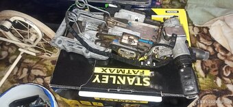 Spinacia skrinka na Passat B5 - 2