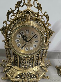 Krasne mosadzné hodiny a svietniky - 2