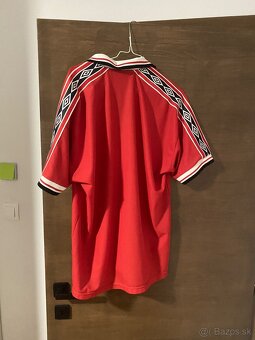 Dres Manchester United 1998/1999 - 2