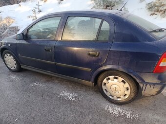 Opel Astra G - 2