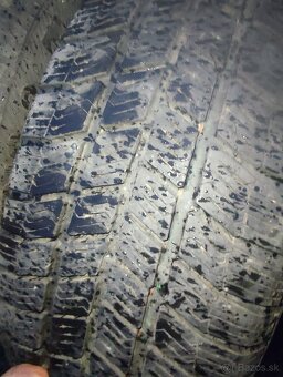 2ks Zimne pneumatiky 215/65 r16 - 2