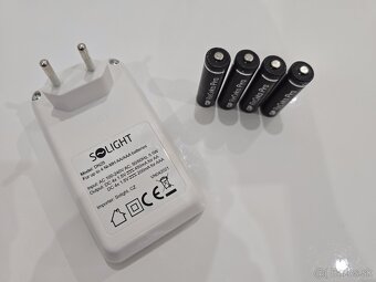 Predám nabíjačku batériu s 8x AA GP - 2