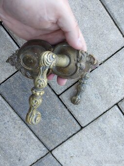 Mosadzné klucky - 2