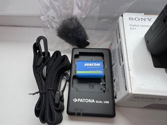 Sony ZV1 - 2