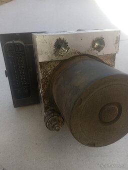 ABS / ESP pumpa Audi A4 B7 - 2