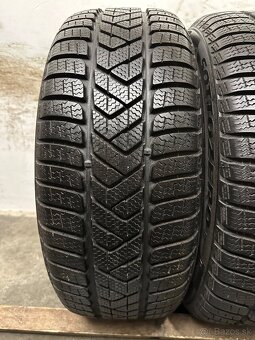 Zimné pneumatiky 225/40/19 Pirelli Sottozero 3 Winter AO - 2
