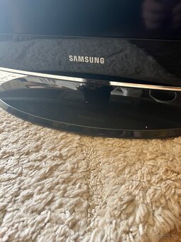 Televízor SAMSUNG - 2