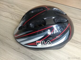 Prilba Fila (S) + chranice zapastia - 2