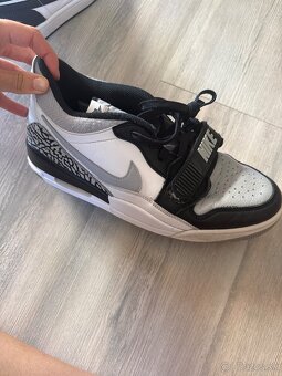 Nike Jordan Legacy 312 Low - 2