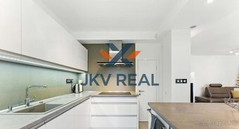 Na predaj krásny moderný rodinný dom v Nových Zámkoch - 2